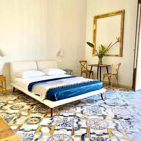 Palazzo 700 * Castellammare del Golfo